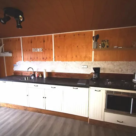 Mooi Ruim In Antieke Stadsboerderij Schönecken