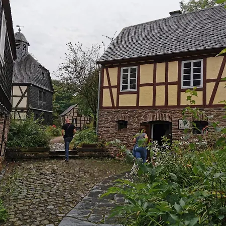 Mooi Ruim In Antieke Stadsboerderij Lejlighed *