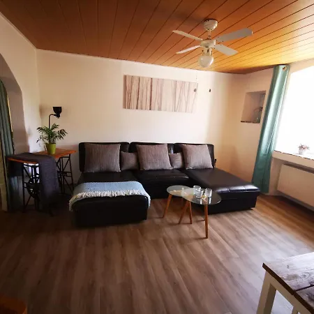 Mooi Ruim In Antieke Stadsboerderij Apartment Schonecken