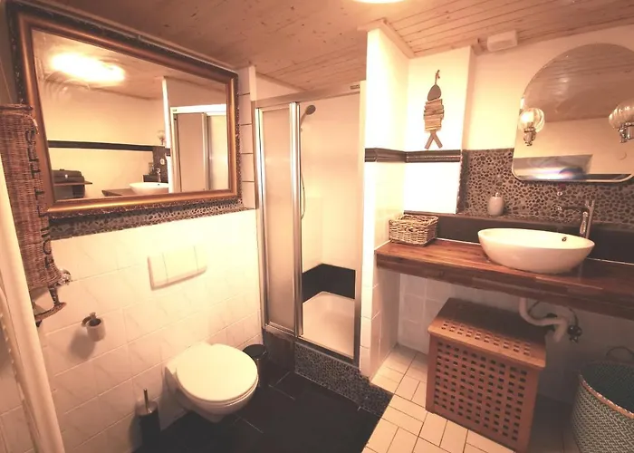 Mooi Ruim In Antieke Stadsboerderij Daire Schönecken